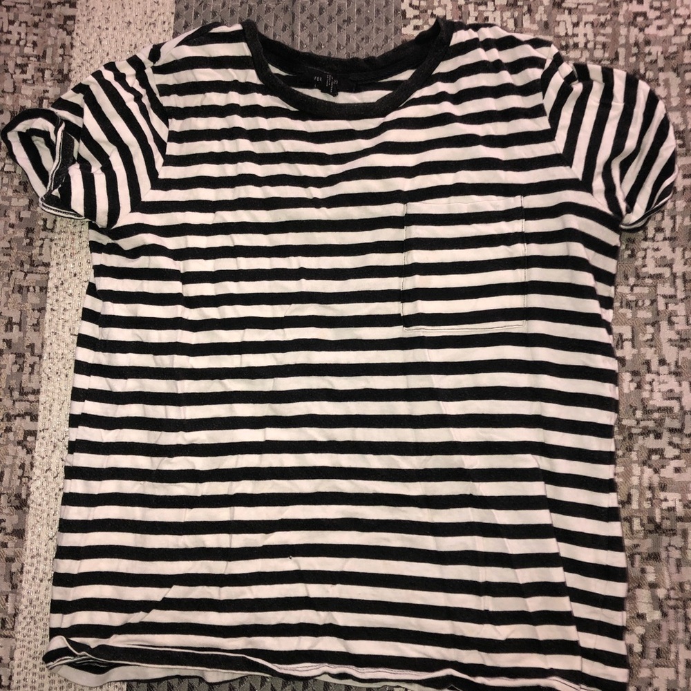 Striped shirt | black & white | Forever 21